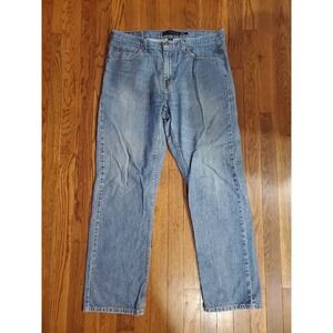 EUC Tommy Hilfiger Blue Jeans 34 x 30 Classic Fit Med/lt Wash Denim Vintage